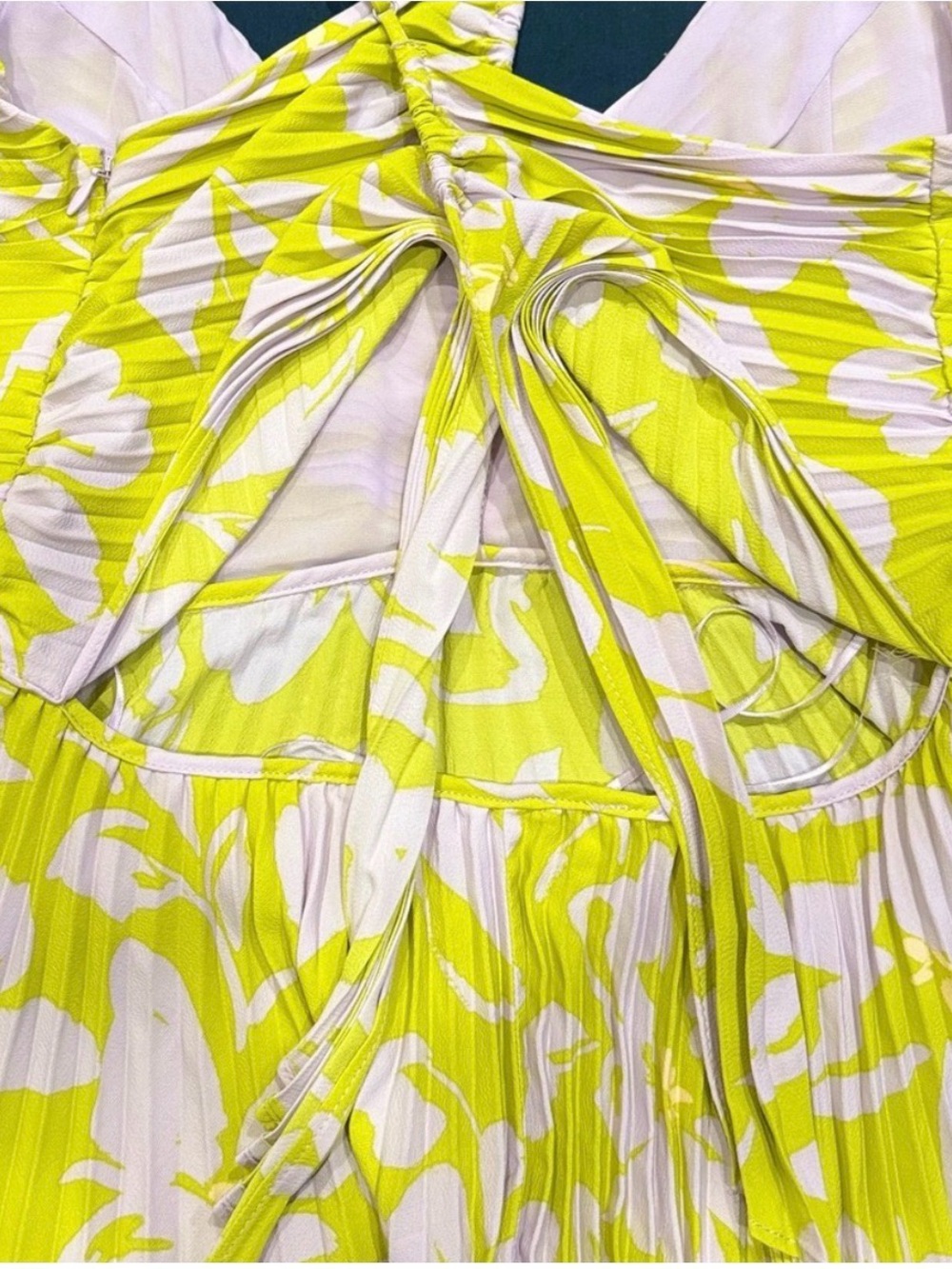 ASTR the Label Blythe Dress - Picture 3 of 6